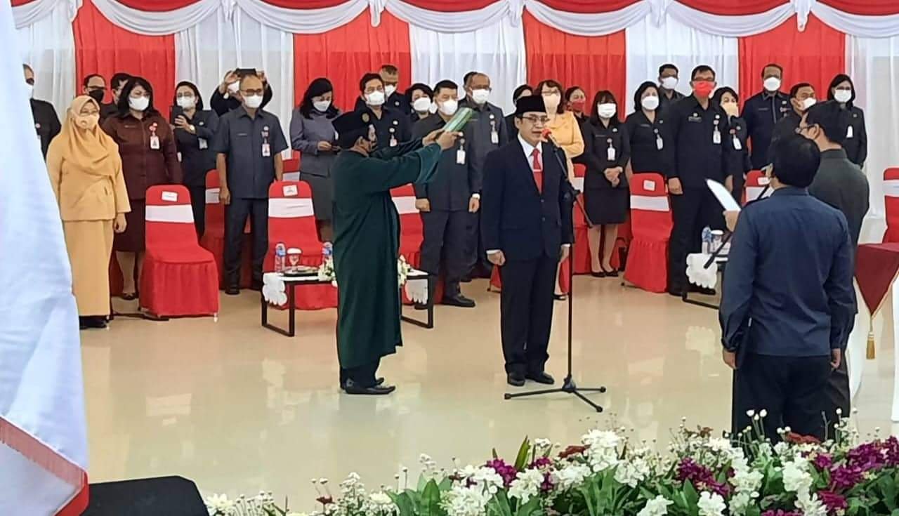 Pj. Sekprov Sulut Dijabat Praseno Hadi